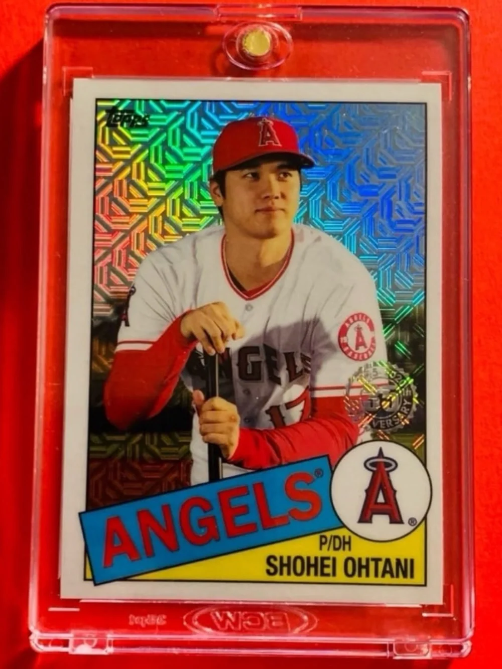 AUTHENTIC - RARE SHOHEI OHTANI 2020 TOPPS CHROME MOJO REFRACTOR BASEBALL CARD